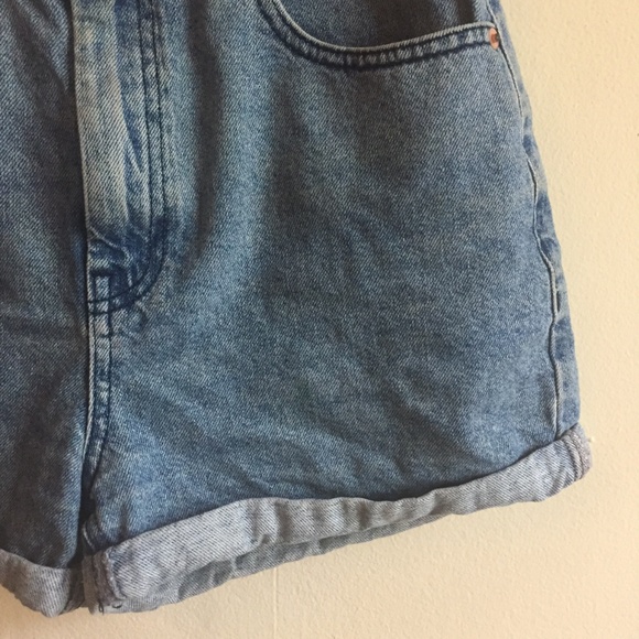 ❗️SOLD on eBay❗️ASOS High Rise Denim Mom Shorts 6 - Picture 4 of 8